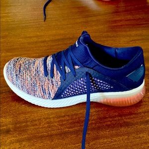 Asics Gel-Kenun womens size 8